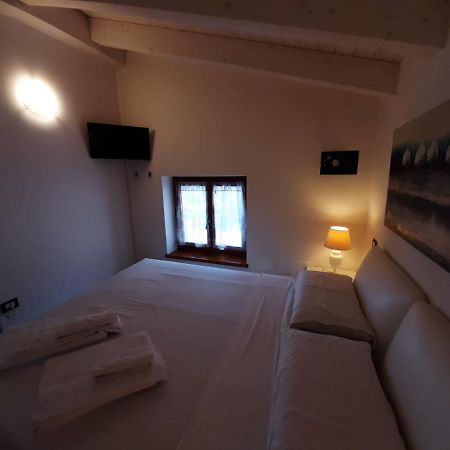 Bmp Apartment Deluxe 1 Jacuzzi Riscaldata Privata Vista Lago Di Garda Бренцоне сул Гарда Екстериор снимка