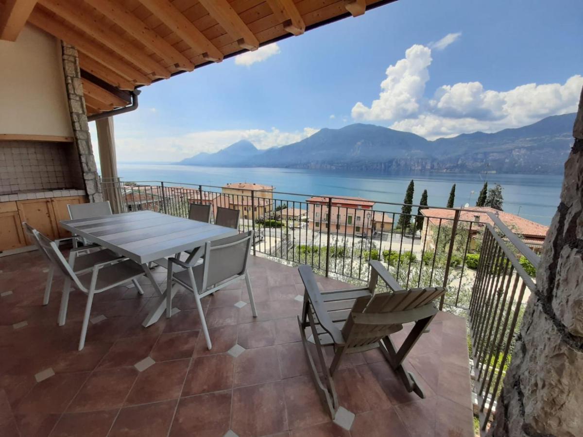 Bmp Apartment Deluxe 1 Jacuzzi Riscaldata Privata Vista Lago Di Garda Бренцоне сул Гарда Екстериор снимка