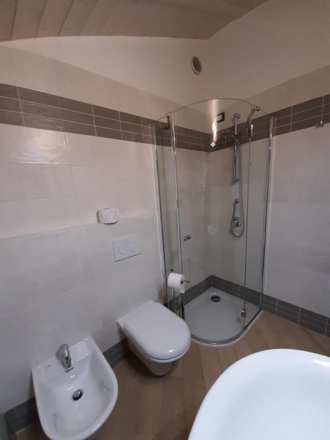 Bmp Apartment Deluxe 1 Jacuzzi Riscaldata Privata Vista Lago Di Garda Бренцоне сул Гарда Екстериор снимка