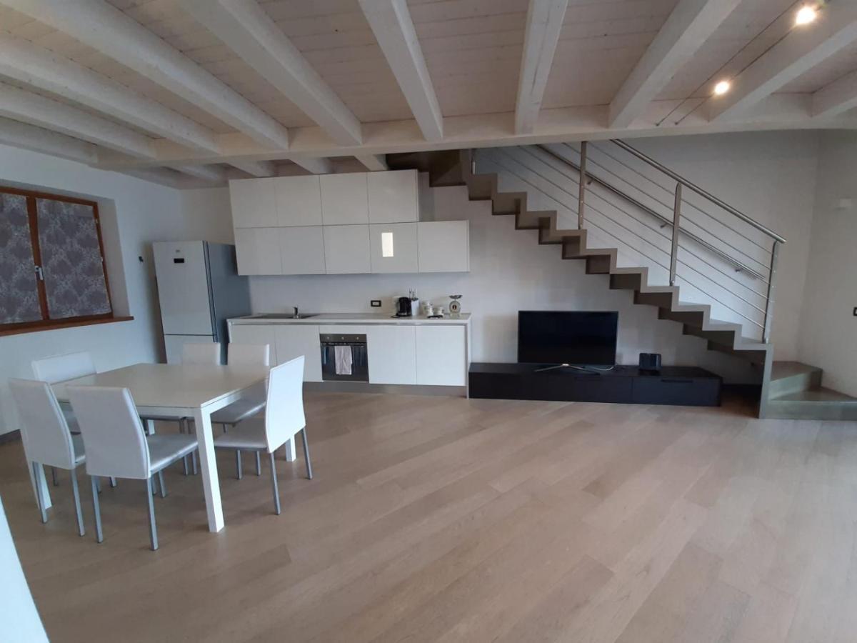 Bmp Apartment Deluxe 1 Jacuzzi Riscaldata Privata Vista Lago Di Garda Бренцоне сул Гарда Екстериор снимка